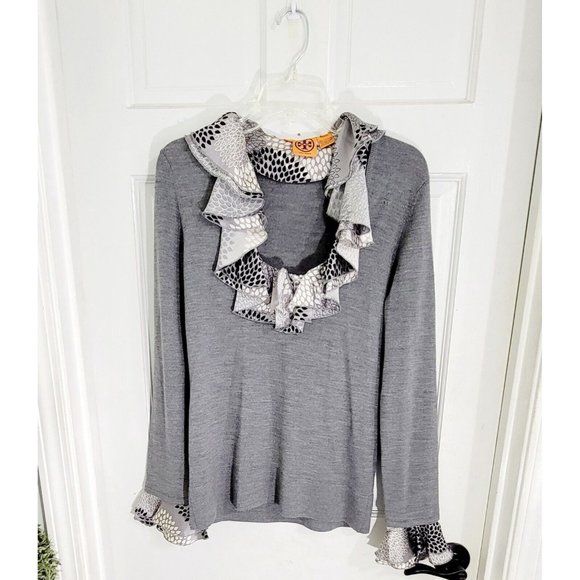 Tory Burch Womens Gray Long Sleeve Sweater Printed‎ Ruffle Collar & Cuffs Size L - Picture 4 of 13